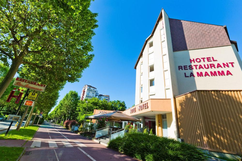 Hotel Novel Restaurant La Mamma Аннесі Екстер'єр фото