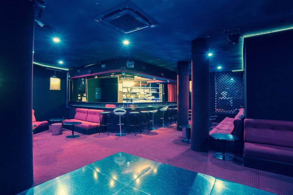 Hotel Novel Restaurant La Mamma Аннесі Екстер'єр фото
