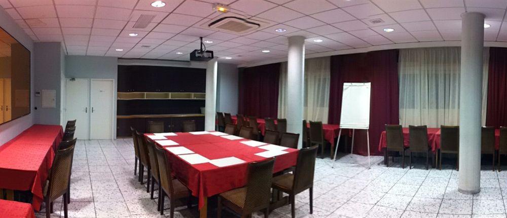 Hotel Novel Restaurant La Mamma Аннесі Екстер'єр фото