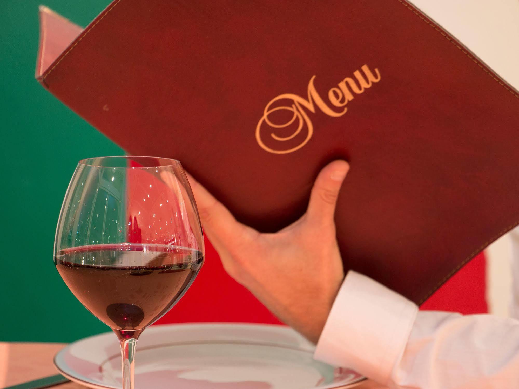 Hotel Novel Restaurant La Mamma Аннесі Екстер'єр фото