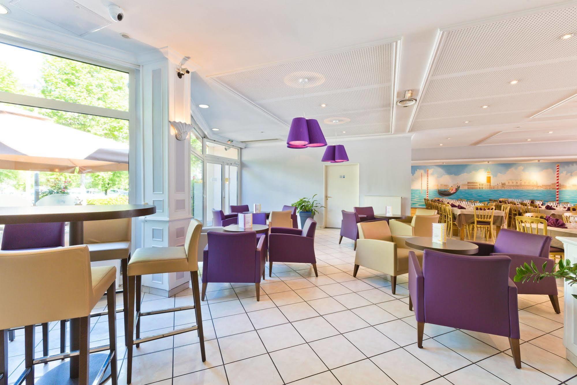 Hotel Novel Restaurant La Mamma Аннесі Екстер'єр фото