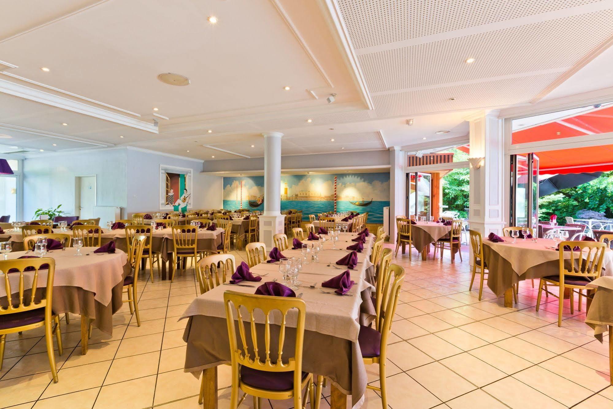 Hotel Novel Restaurant La Mamma Аннесі Екстер'єр фото